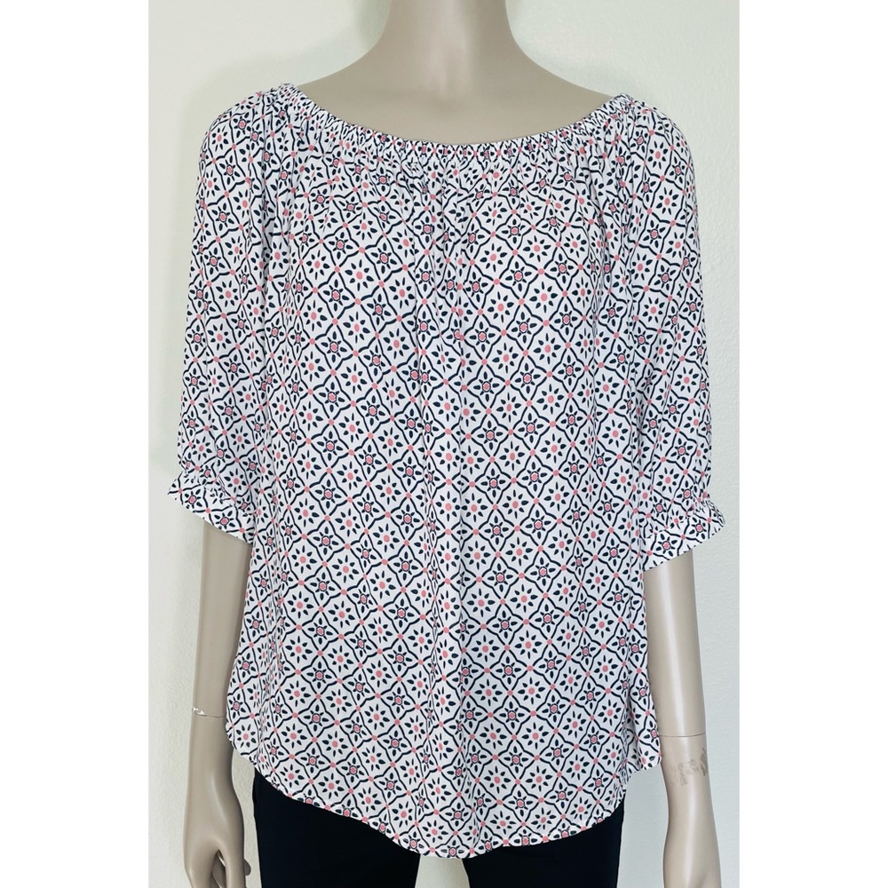 Gap Geometric Floral Top NWT!